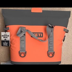 YETI HOPPER 30 pink NWT